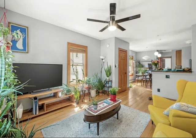 2701-harriet-ave-202-minneapolis-mn-55408/hzid_a1f6db2c