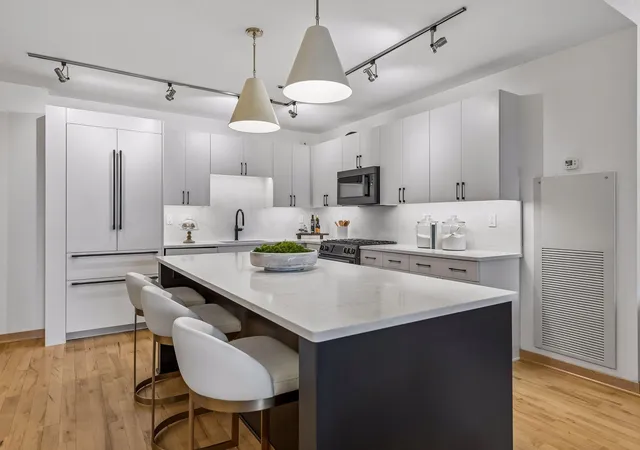 215-10th-ave-s-321-minneapolis-mn-55415/hzid_1a3ab71f