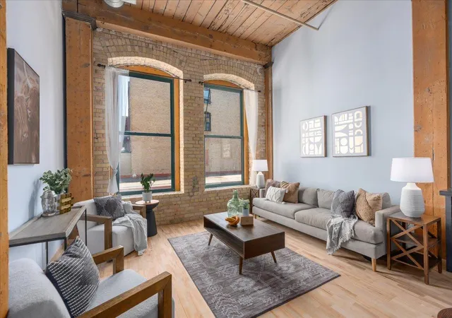210-n-2nd-street-206-minneapolis-mn-55401/hzid_ec912d6d