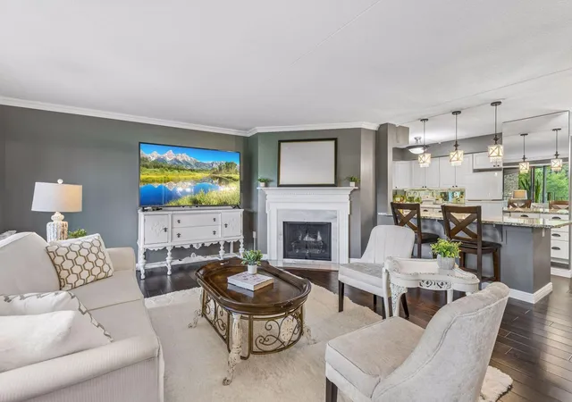 1077-sibley-memorial-hwy-602-saint-paul-mn-55118/hzid_6d6b7e1a