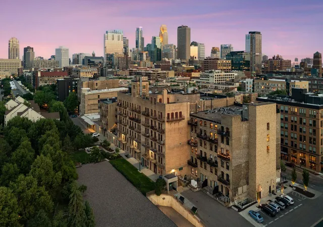 716-n-1st-st-545-minneapolis-mn-55401/hzid_84b311f6
