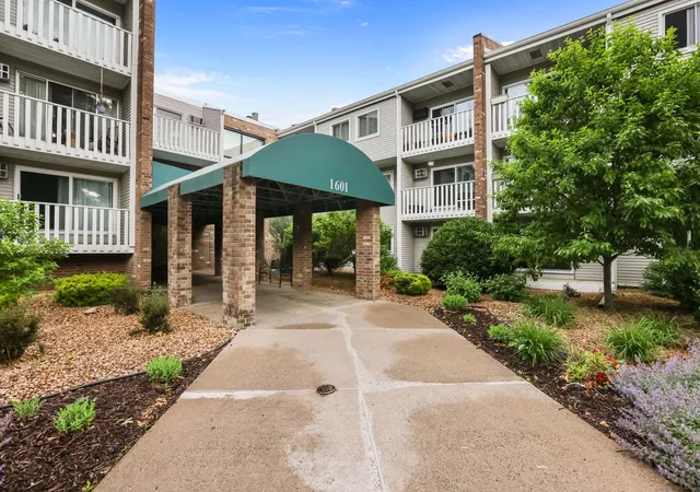1601-n-innsbruck-dr-155-fridley-mn-55432/hzid_1e34228d