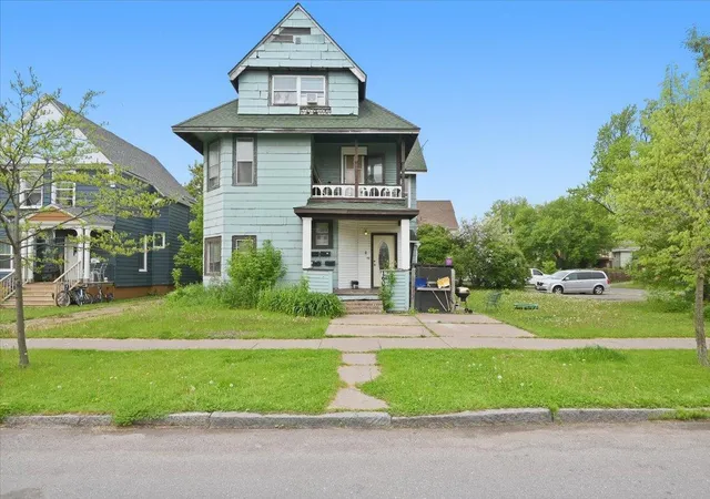 1605-hughitt-ave-superior-wi-54880/hzid_b5462014