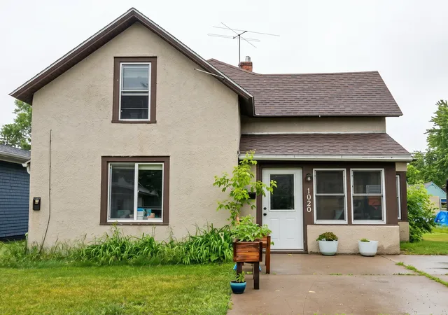 1020-rosewood-st-brainerd-mn-56401/hzid_c98c1fd9