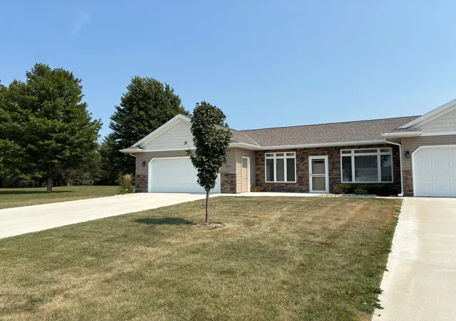2343-cherrywood-ln-worthington-mn-56187/hzid_f12238aa