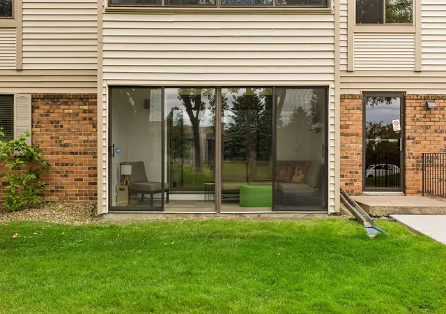 10540-43rd-ave-n-111-plymouth-mn-55442/hzid_42f6d02a