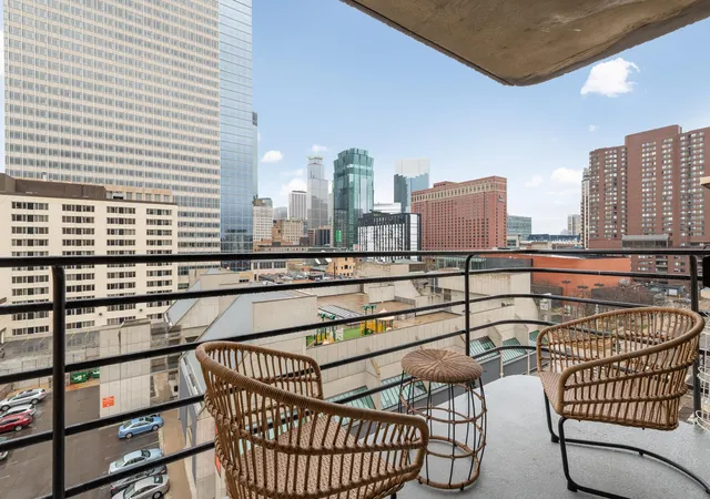 1200-nicollet-mall-914-minneapolis-mn-55403/hzid_5eb52348