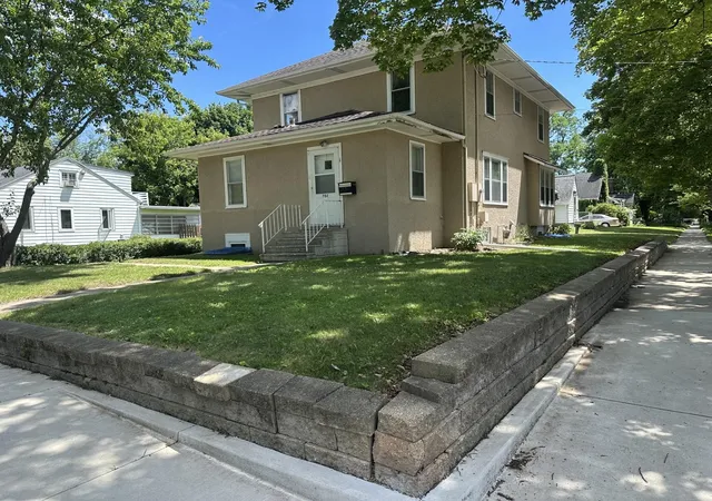702-9th-street-se-rochester-mn-55904/hzid_83c15ea1