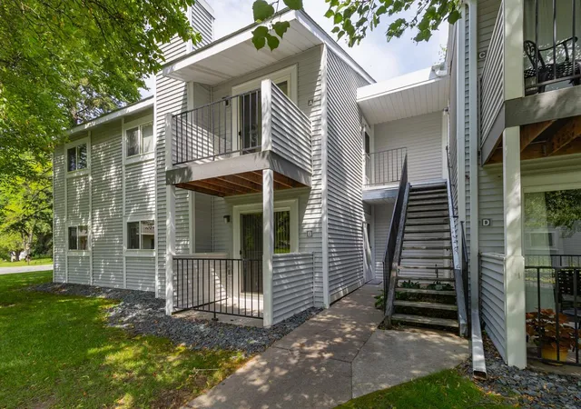 1740-pleasant-st-b-lauderdale-mn-55113/hzid_1d2dcdc0