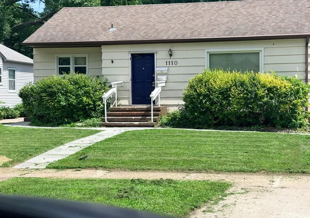 1110-12th-street-s-moorhead-mn-56560/hzid_69601018