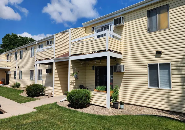2312-valleyhigh-dr-nw-f108-rochester-mn-55901/hzid_55f26404