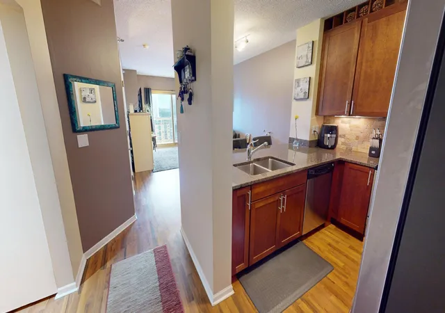 401-s-1st-st-1821-minneapolis-mn-55401/hzid_3731ce09