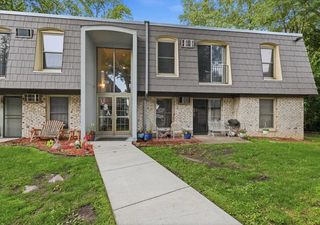 709-11th-ave-s-5-minneapolis-mn-55415/hzid_e8ec2091