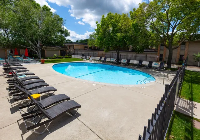 6328-barrie-rd-3k-edina-mn-55435/hzid_059253c1