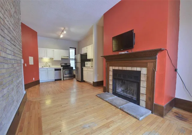 605-s-9th-street-8-minneapolis-mn-55404/hzid_b62affe3