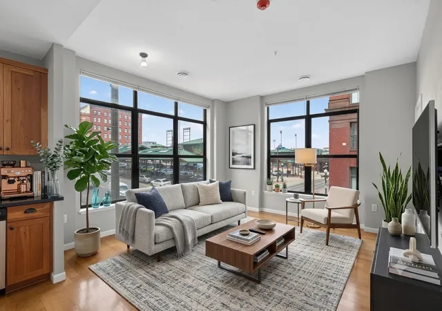 270-4th-street-e-102-saint-paul-mn-55101/hzid_bf88ba6d