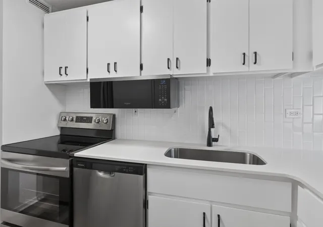 19-s-1st-street-b305-minneapolis-mn-55401/hzid_8fd7ce1b