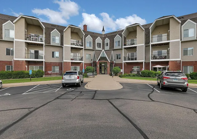 13665-carrach-ave-250-rosemount-mn-55068/hzid_95cac578