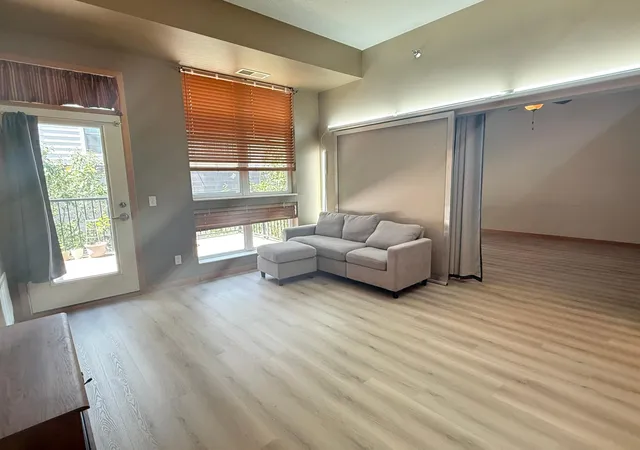 2650-university-ave-w-104-saint-paul-mn-55114/hzid_ea9e417a