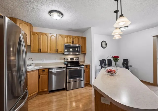 6613-162nd-court-323-rosemount-mn-55068/hzid_166d6f0a