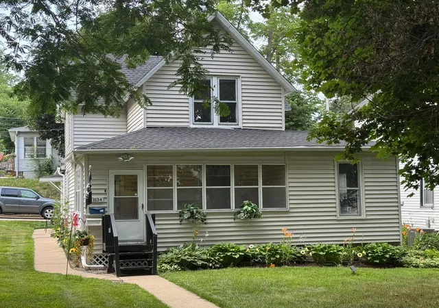 1134-central-ave-red-wing-mn-55066/hzid_bf951e55