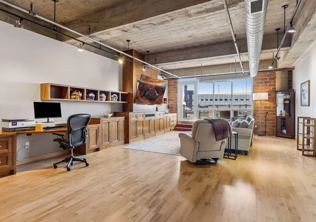 901-north-3rd-414-minneapolis-mn-55401/hzid_9bc8b6c1