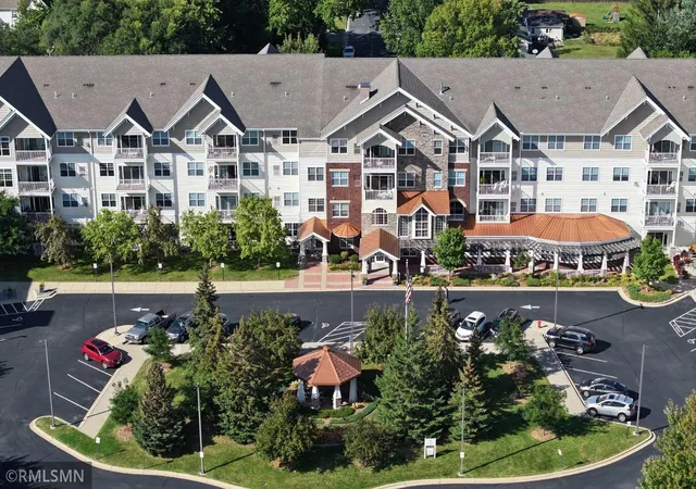 8341-lyndale-ave-s-424-bloomington-mn-55420/hzid_941a0880