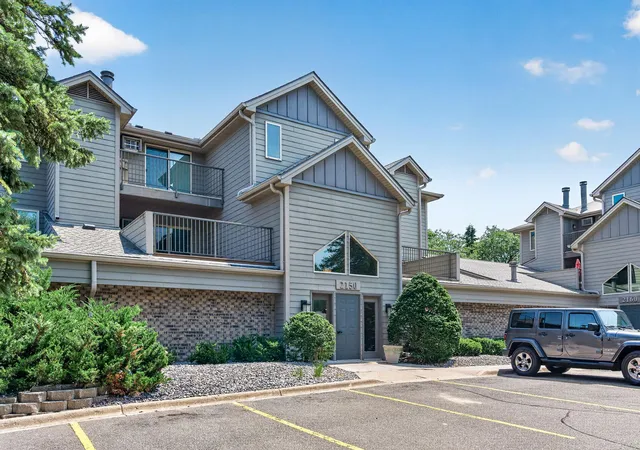 2150-ridge-dr-36-minneapolis-mn-55416/hzid_e3420e01