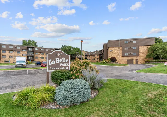 999-41st-avenue-ne-114-minneapolis-mn-55421/hzid_9288f230