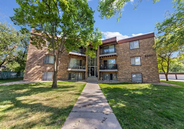 6007-w-broadway-ave-303-minneapolis-mn-55428/hzid_f211e236