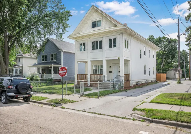 1237-knox-ave-n-minneapolis-mn-55411/hzid_b8fb873e