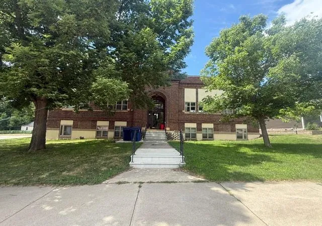 202-n-cass-ave-springfield-mn-56087/hzid_bf51b55d