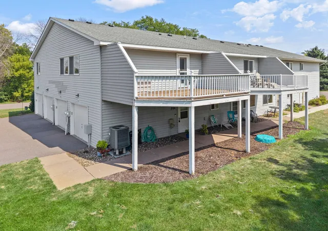 13981-60th-street-ct-n-206-stillwater-mn-55082/hzid_fa90c43c