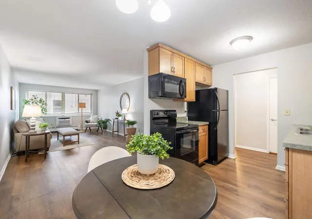 4400-upton-ave-s-203-minneapolis-mn-55410/hzid_7b67a345