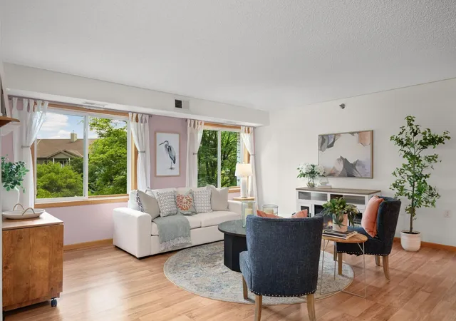 18400-euclid-st-357-farmington-mn-55024/hzid_8b05c6a3