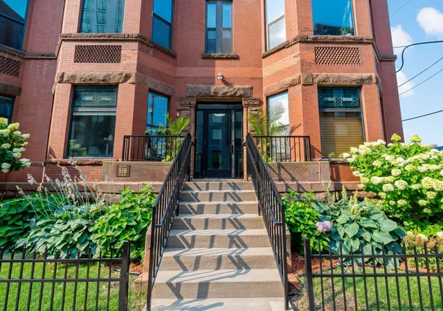 519-s-9th-st-s-1-minneapolis-mn-55404/hzid_6dede3ea