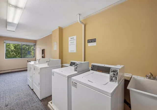 4009-heritage-hills-dr-207-minneapolis-mn-55437/hzid_9e045c37