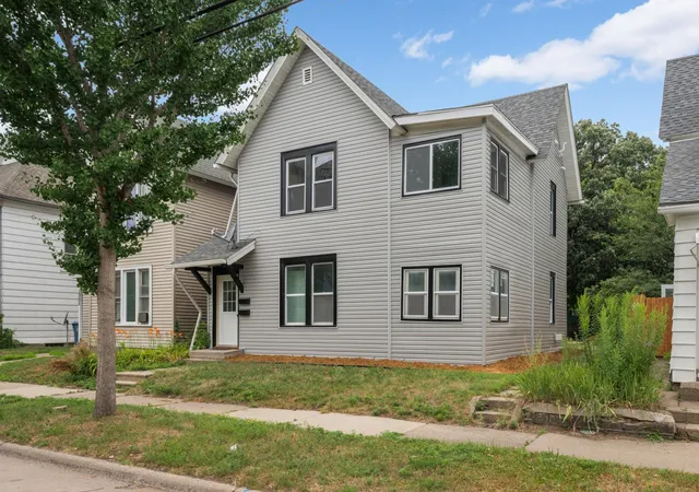 1007-19th-avenue-ne-minneapolis-mn-55418/hzid_ea9cb188