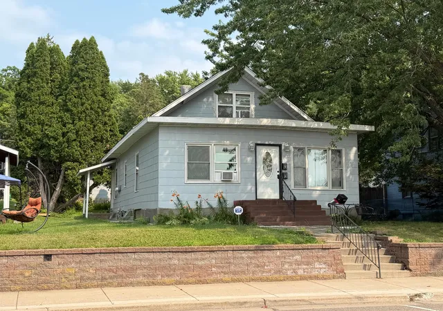 220-n-washington-st-saint-croix-falls-wi-54024/hzid_c3264261