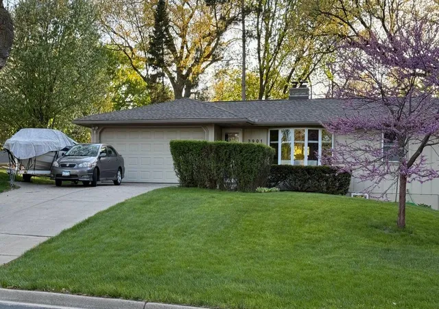 3901-hampshire-ave-n-minneapolis-mn-55427/hzid_57c3611e