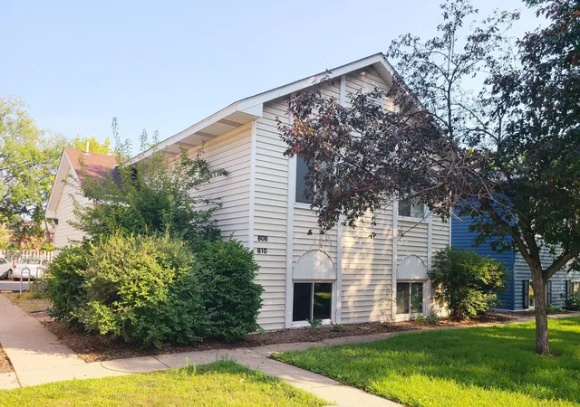808-9th-avenue-se-minneapolis-mn-55414/hzid_3fb5d843