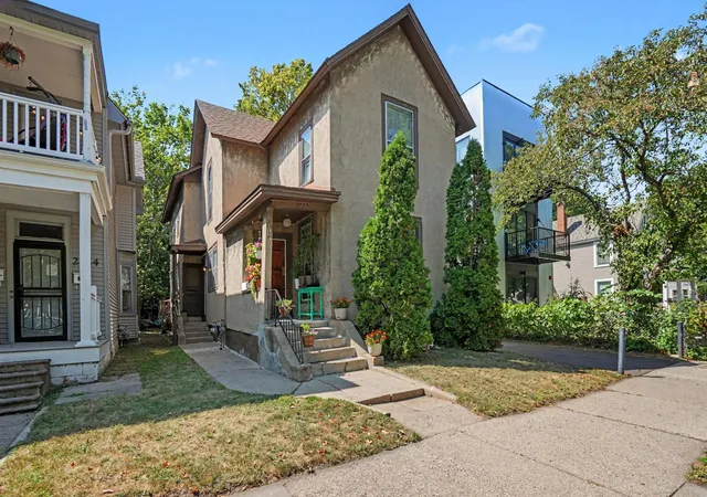 2720-grand-ave-s-minneapolis-mn-55408/hzid_b6f4898c