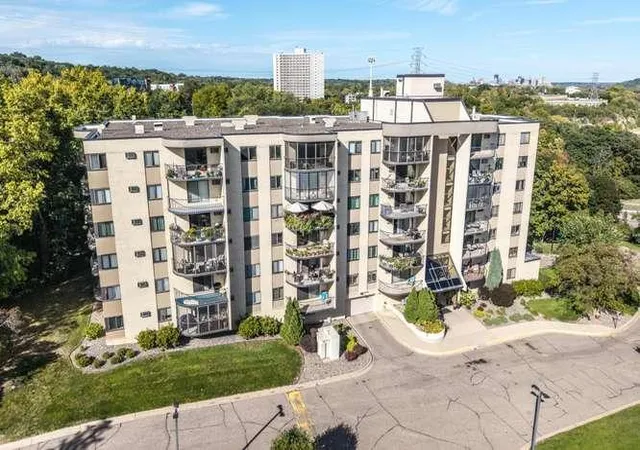 1111-elway-st-203-saint-paul-mn-55116/hzid_f70e7051
