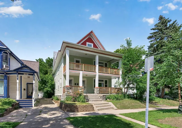 757-laurel-ave-saint-paul-mn-55104/hzid_fe9ef9c4