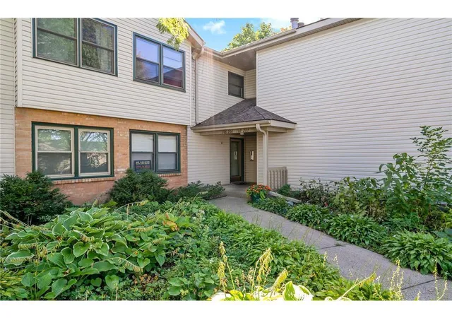 990-kensington-trl-107-eagan-mn-55123/hzid_da530b5a