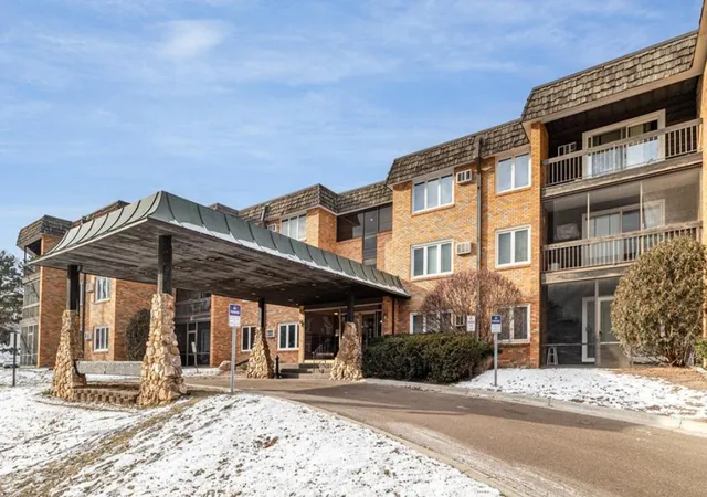 3200-virginia-ave-s-104-minneapolis-mn-55426/hzid_777fc993