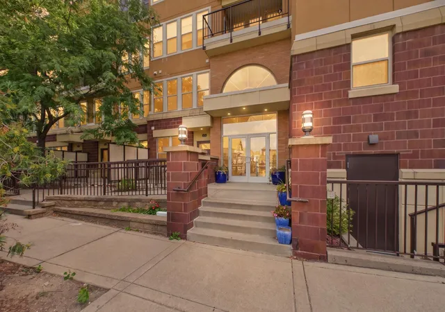 150-e-burnsville-pkwy-309-burnsville-mn-55337/hzid_d3245b3e