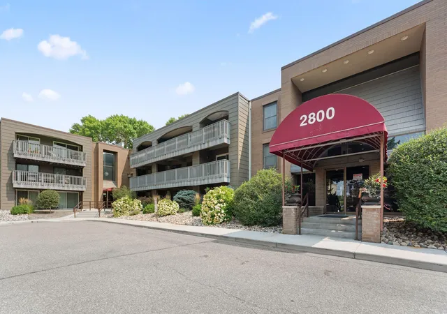 2800-hamline-ave-n-313-saint-paul-mn-55113/hzid_258c3e99