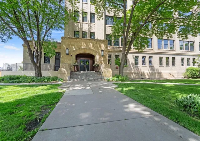 730-stinson-blvd-320-minneapolis-mn-55413/hzid_0303fefe