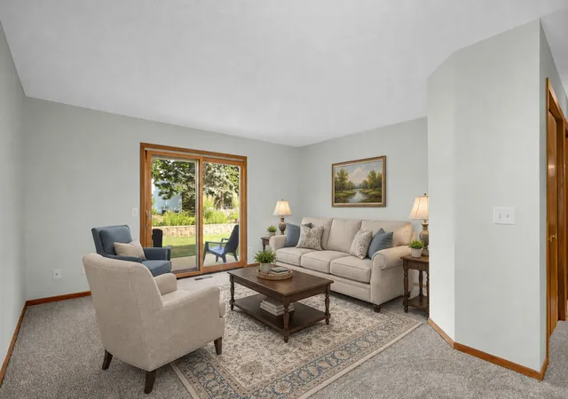 4061-maureen-dr-ne-106ne-minneapolis-mn-55421/hzid_93975ed1